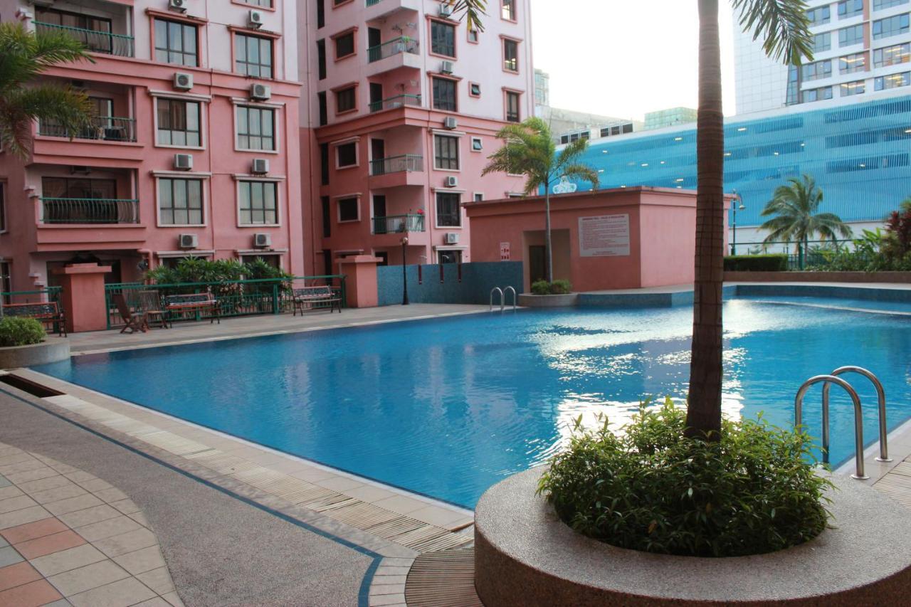 Marina Residence Suites @ Marina Court Resort Condominium Kota Kinabalu Exterior photo